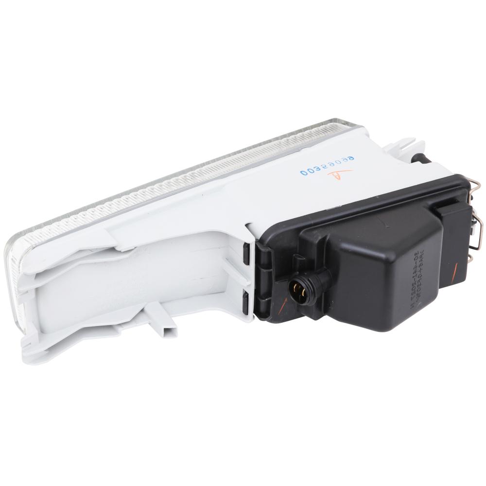 Projecteur antibrouillard gauche — Audi 80 Berline/Avant (B4) (1991-1996) — vue 2