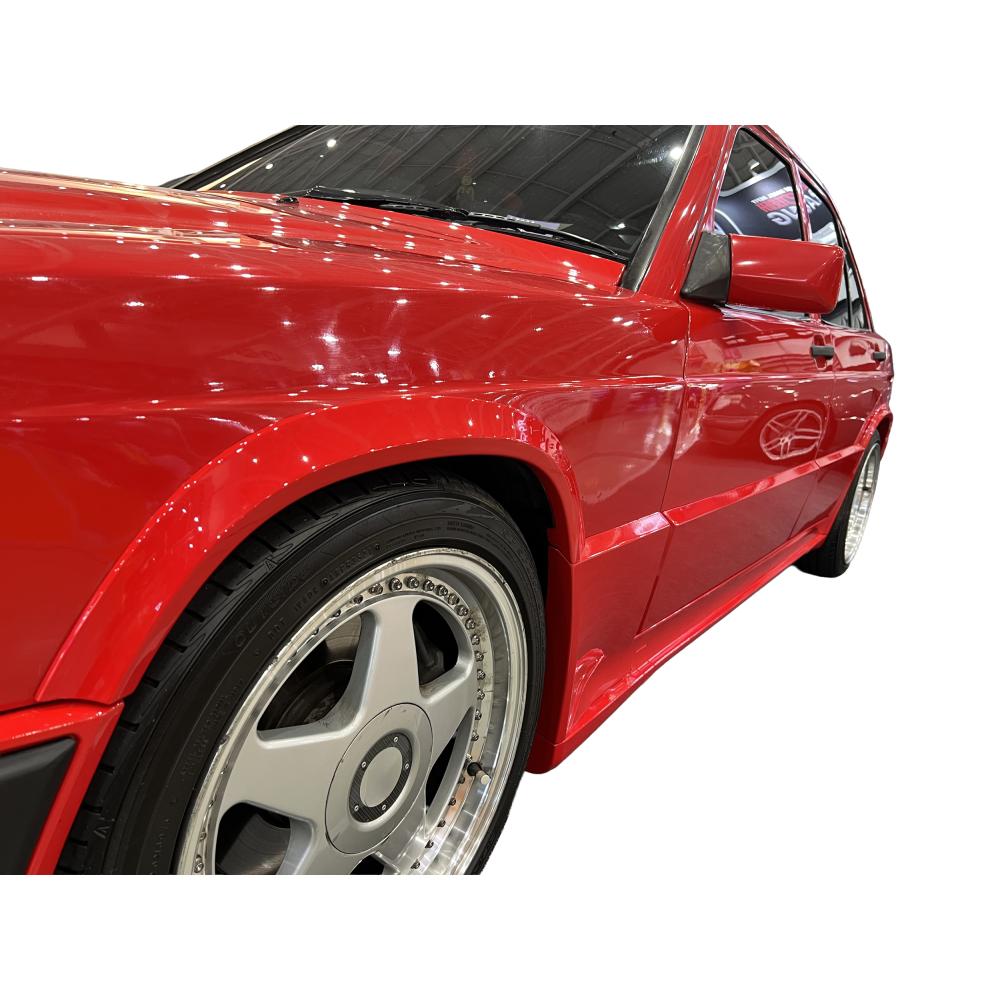Élargissement, aile avant — Mercedes-Benz 190E/D (W201) (1982-1993) — vue 2