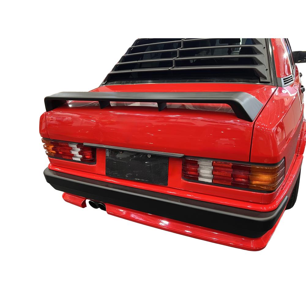 Pare-chocs arrière — Mercedes-Benz 190E/D (W201) (1982-1993) — vue 3