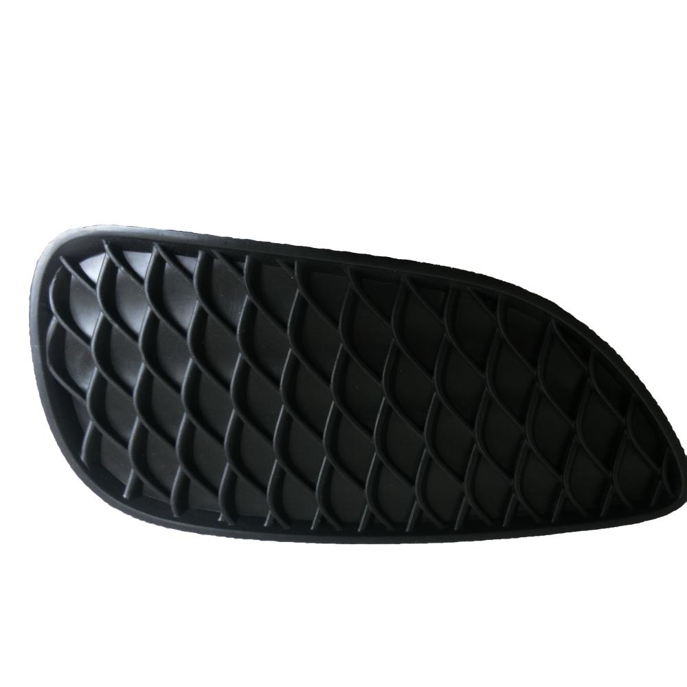 Grille de ventilation, pare-chocs avant droite — Mercedes-Benz GLA-Classe X156 (2014-…) — réf. 1641048