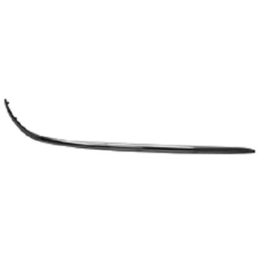 Baguette et bande protectrice, pare-chocs avant droite — Mercedes-Benz C-Classe (C180-320) W203 (2000-2004) — réf. 1671064