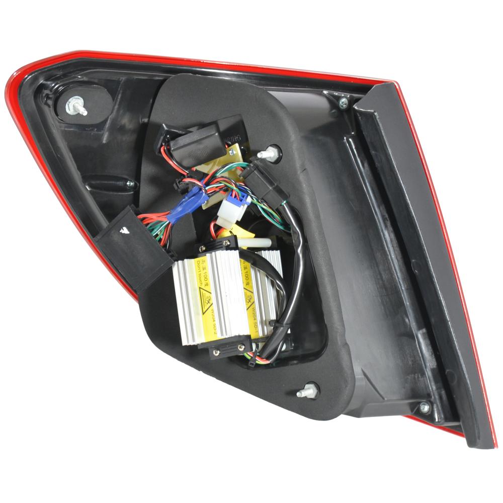 Kit de feux arrières — Mercedes-Benz C-Classe W204 (2007-2011) — vue 2