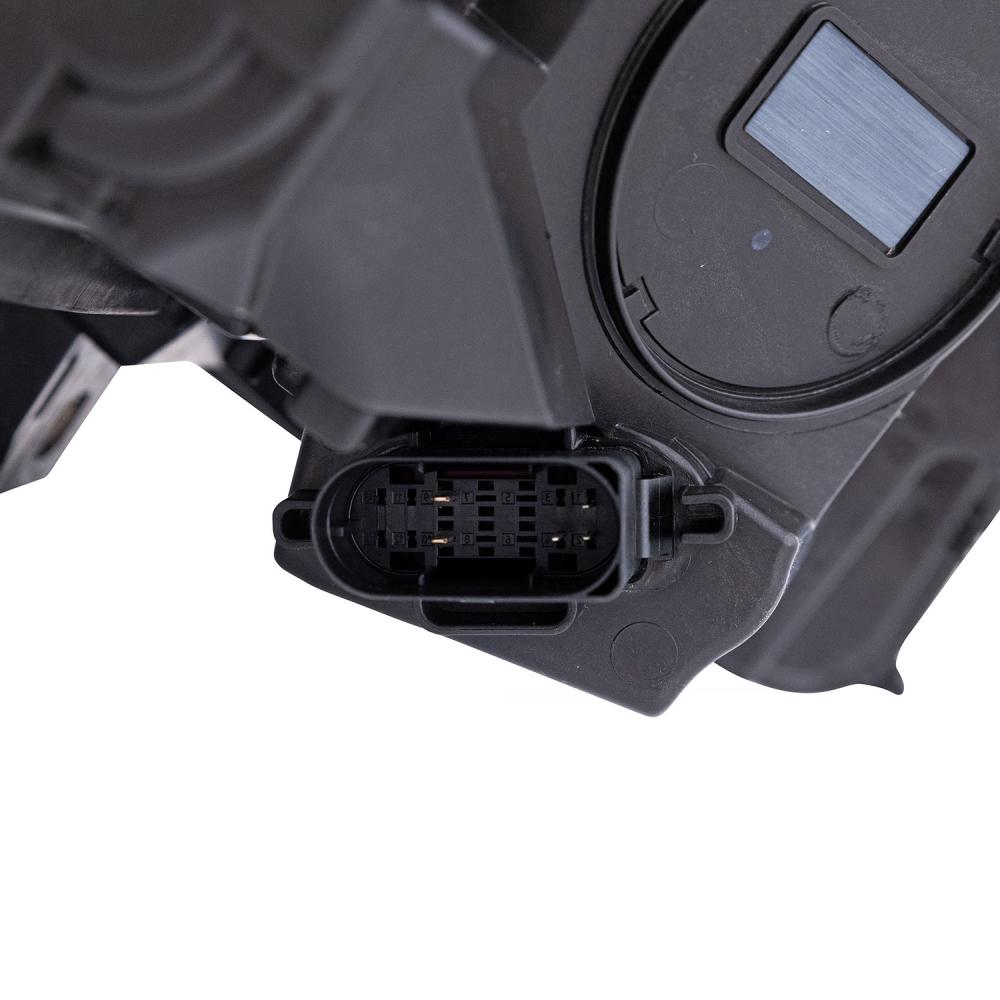 Projecteur principal gauche — Mercedes-Benz A-Classe W176 (2015-…) — vue 5