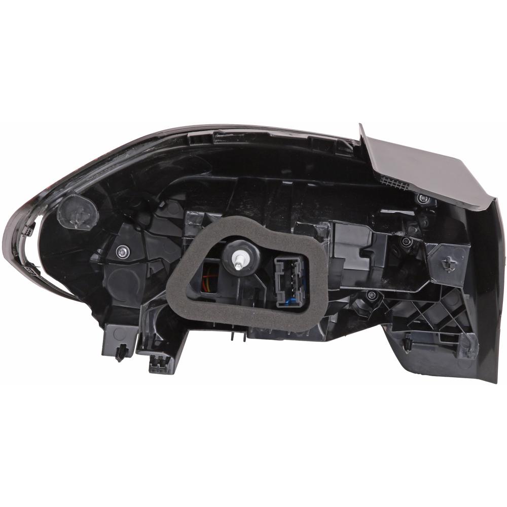 Feu arrière droite — Opel Corsa F 3/5 portes (2020-…) — vue 2