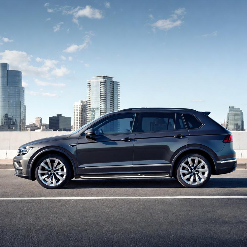 Marche-pied côté conducteur + passager av. — Volkswagen Tiguan (2016-2020) — vue 3