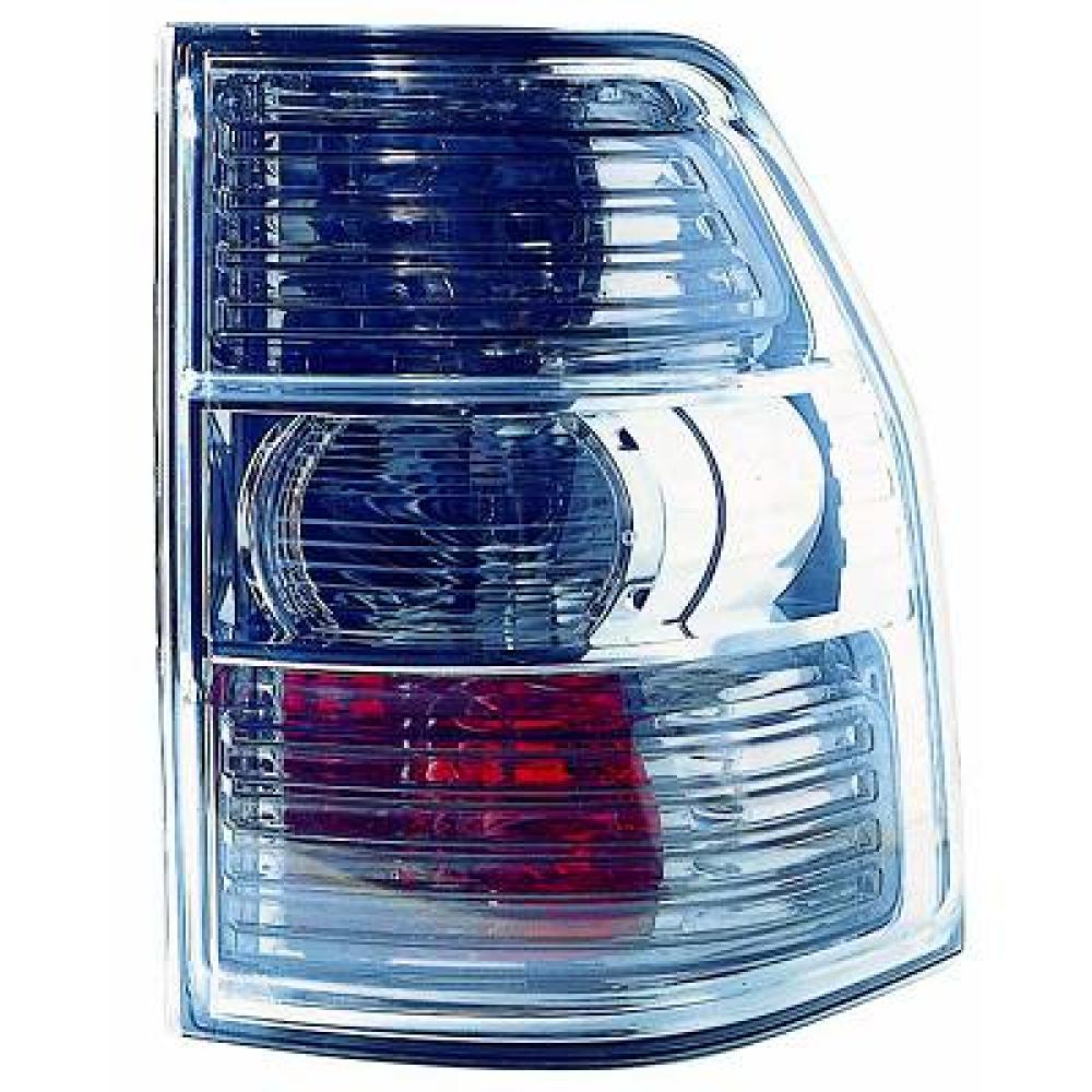 Feu arrière droite — Mitsubishi Pajero IV (2007-2012) — réf. 5845892