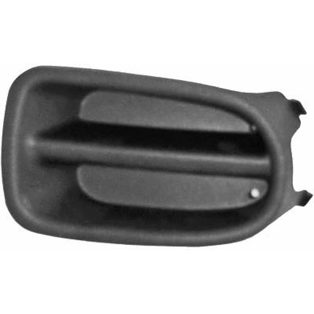 Enjoliveur, projecteur antibrouillard droite — Nissan Almera N16 (3/4/5 portes) (2000-2002)