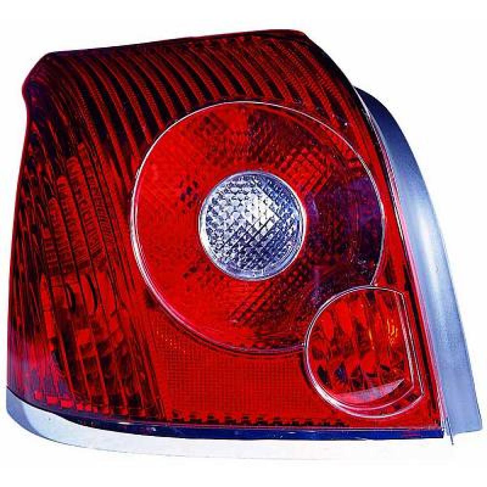 Feu arrière droite — Toyota Avensis Berline/Break (2006-2008) — réf. 6624190